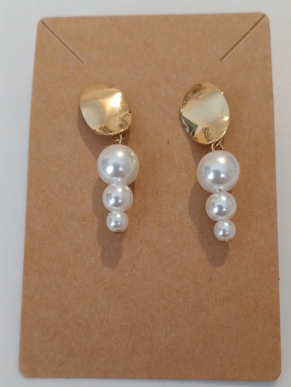 Fashion Jewelry Gold Tone Earrings with White Pearl Drops
